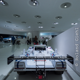 Porsche_Museum_20141122_056