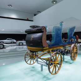 Porsche_Museum_20141122_011