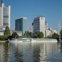 Frankfurt-Spaziergang-mit-bot-Garten_20160925_002