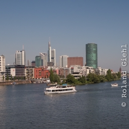 Frankfurt-Spaziergang-mit-bot-Garten_20160925_029