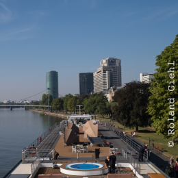 Frankfurt-Spaziergang-mit-bot-Garten_20160925_005